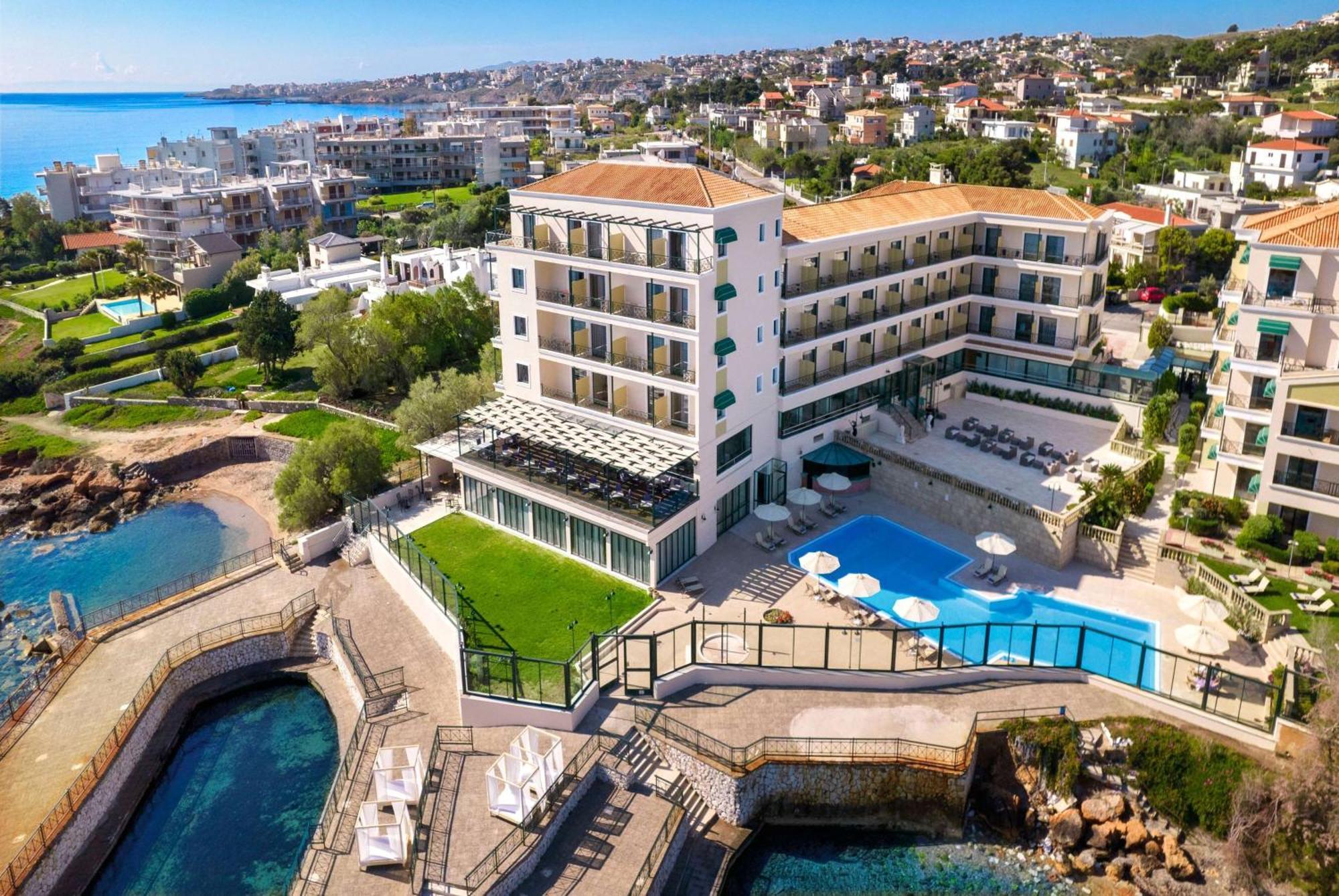 Ramada By Wyndham , Athens Club Attica Riviera Hotel Mati Exterior photo Aerial view of the hotel