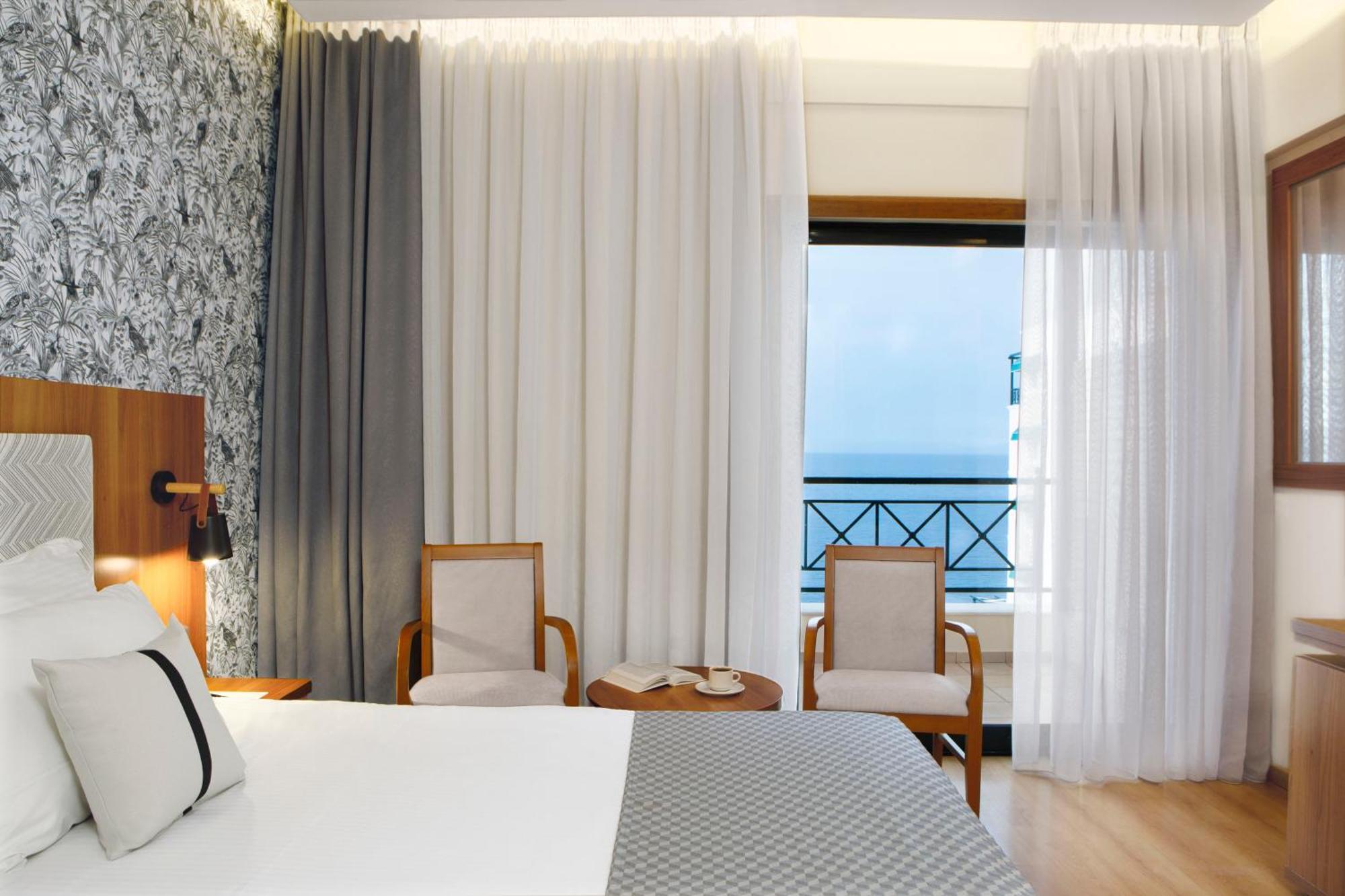 Ramada By Wyndham , Athens Club Attica Riviera Hotel Mati Exterior photo