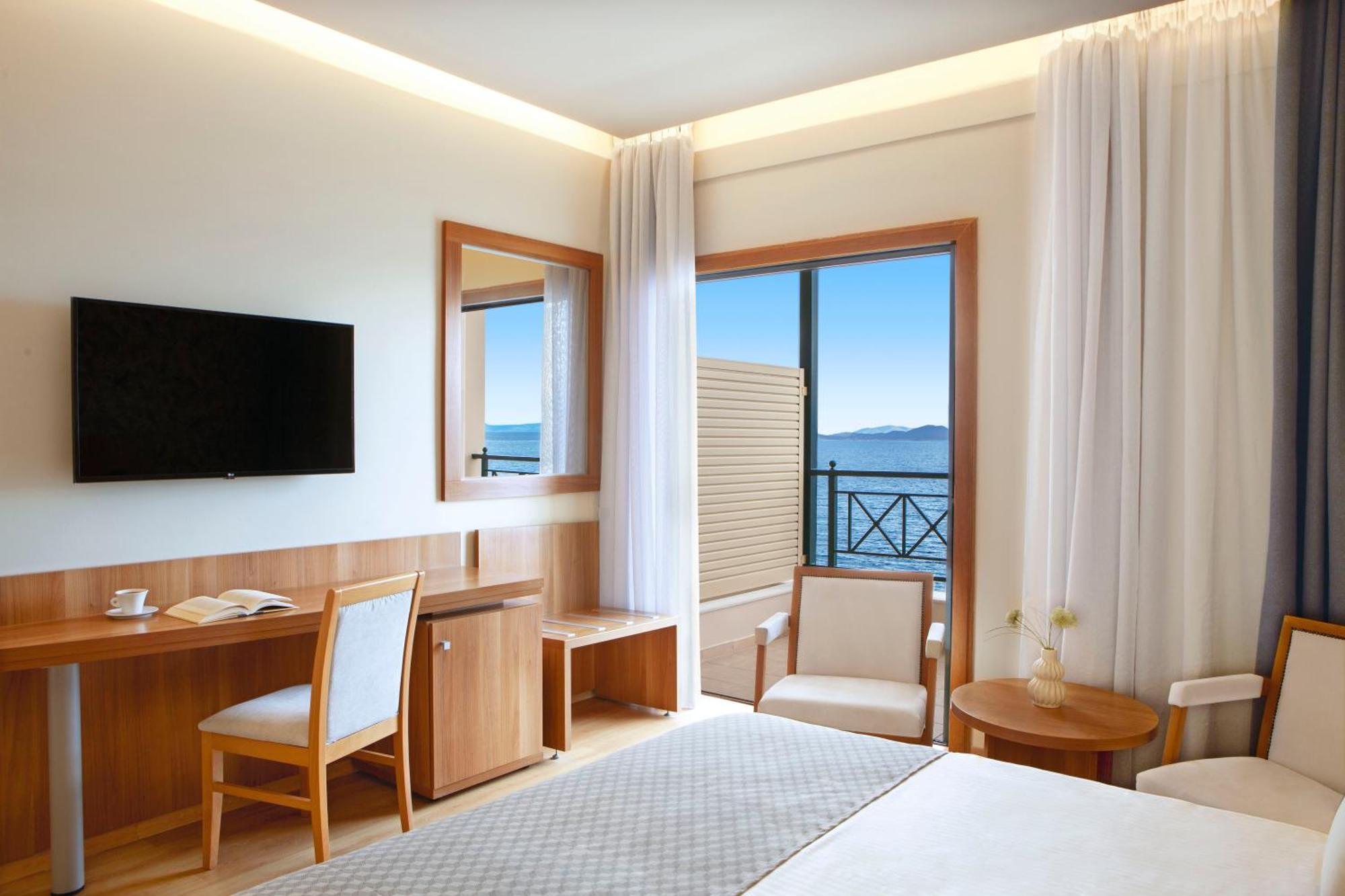 Ramada By Wyndham , Athens Club Attica Riviera Hotel Mati Exterior photo